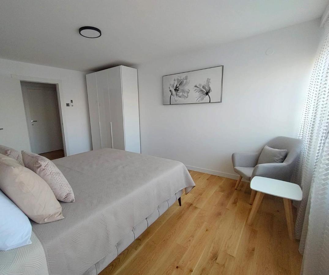 Apartment Marina Zadar Bagian luar foto